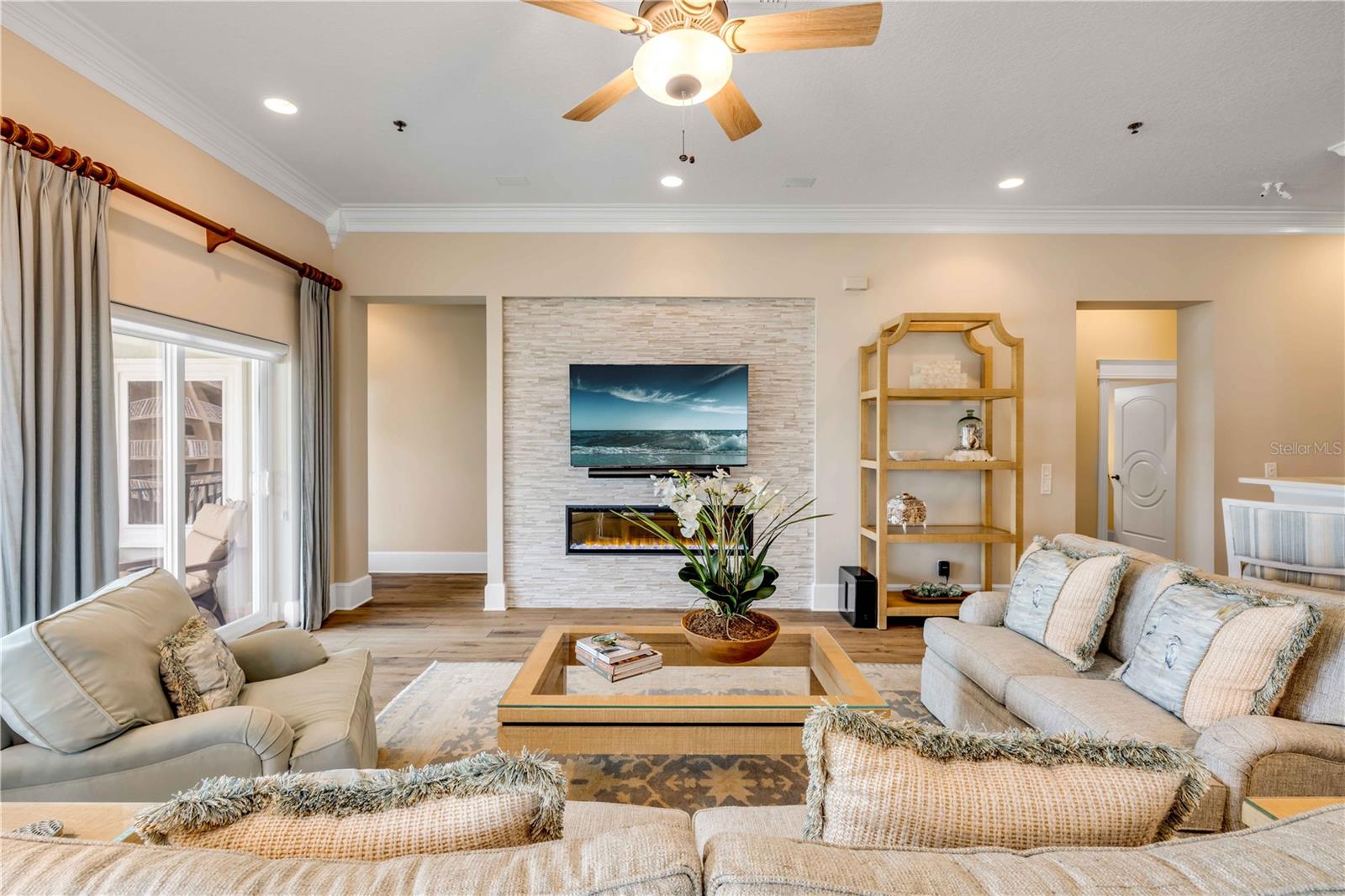 DUNE POINT CONDO - Residential