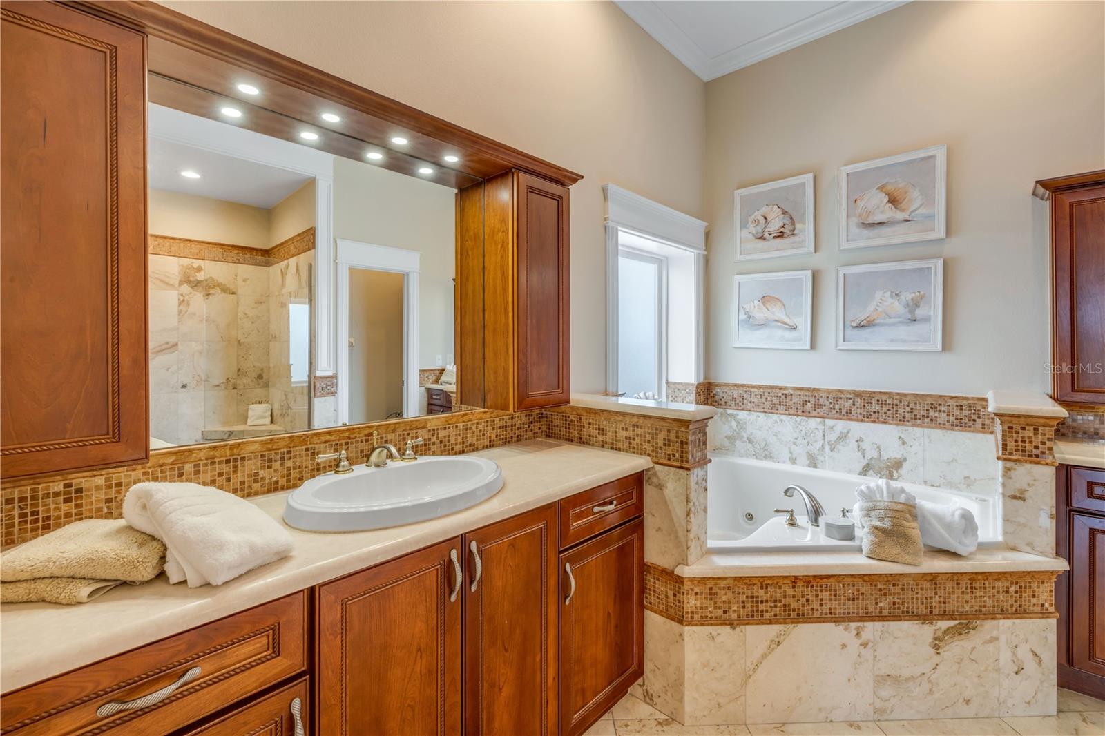 DUNE POINT CONDO - Residential