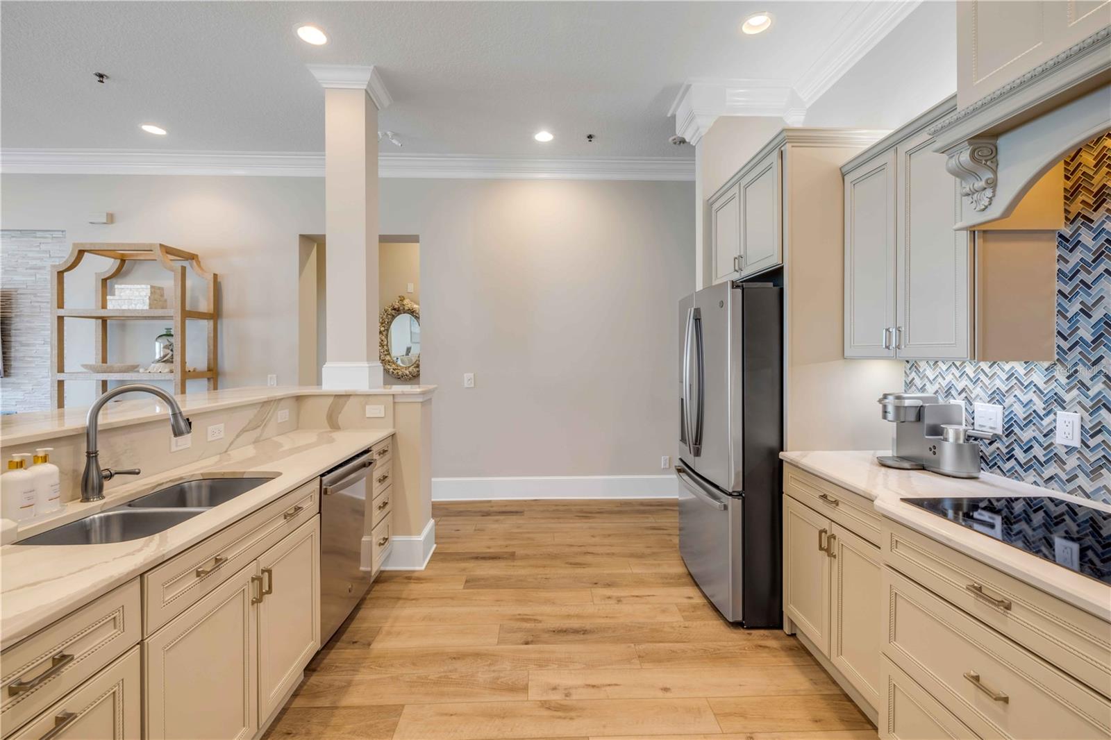 DUNE POINT CONDO - Residential