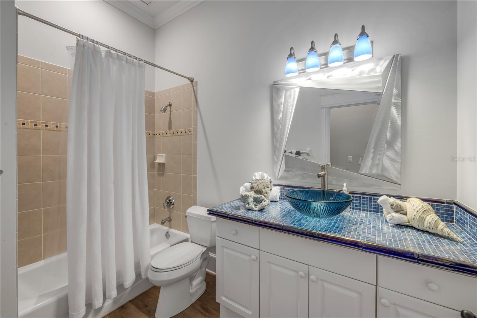 DUNE POINT CONDO - Residential