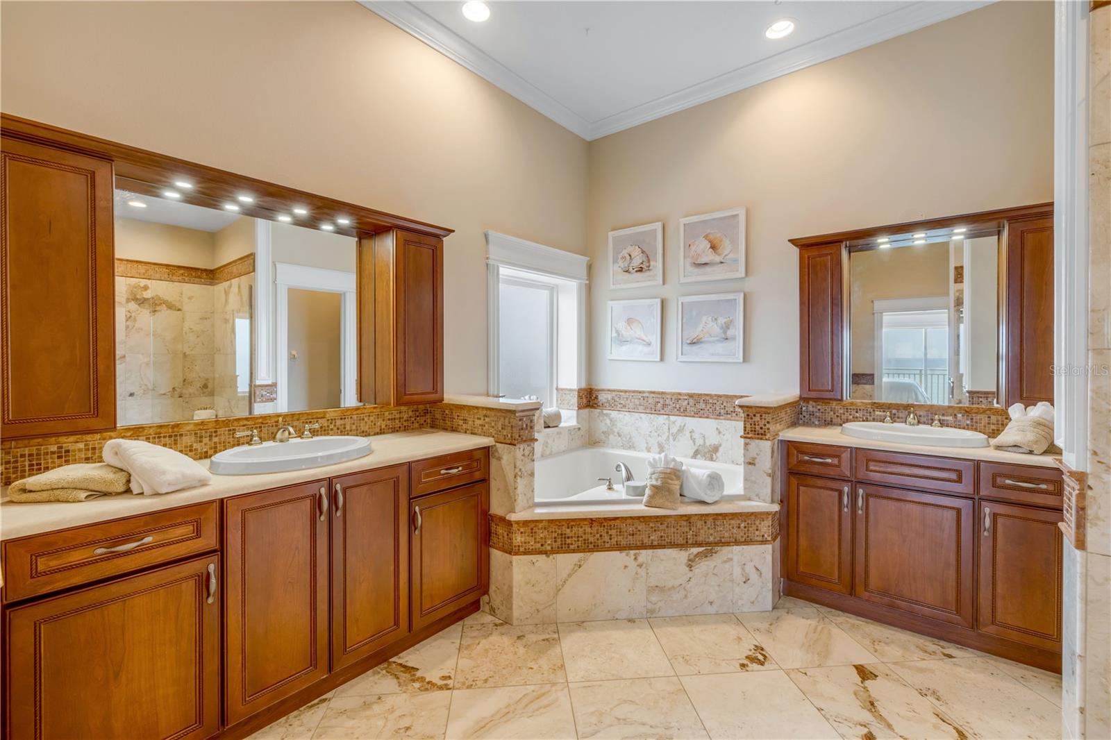 DUNE POINT CONDO - Residential