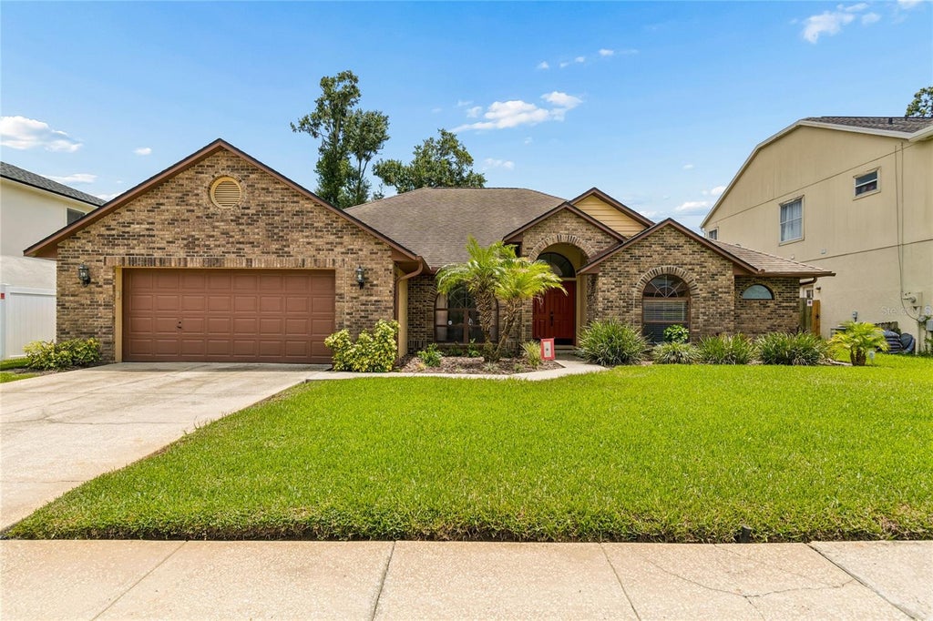 Photo of 3822 Cold Creek Drive, Valrico, FL 33594 (MLS # TB8558999)