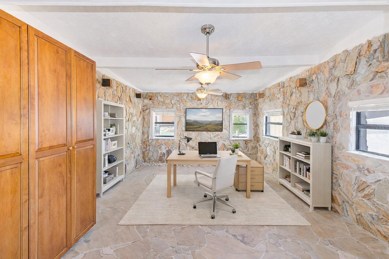 FLORAL VILLA PARK 2ND SEC - Residential Lease