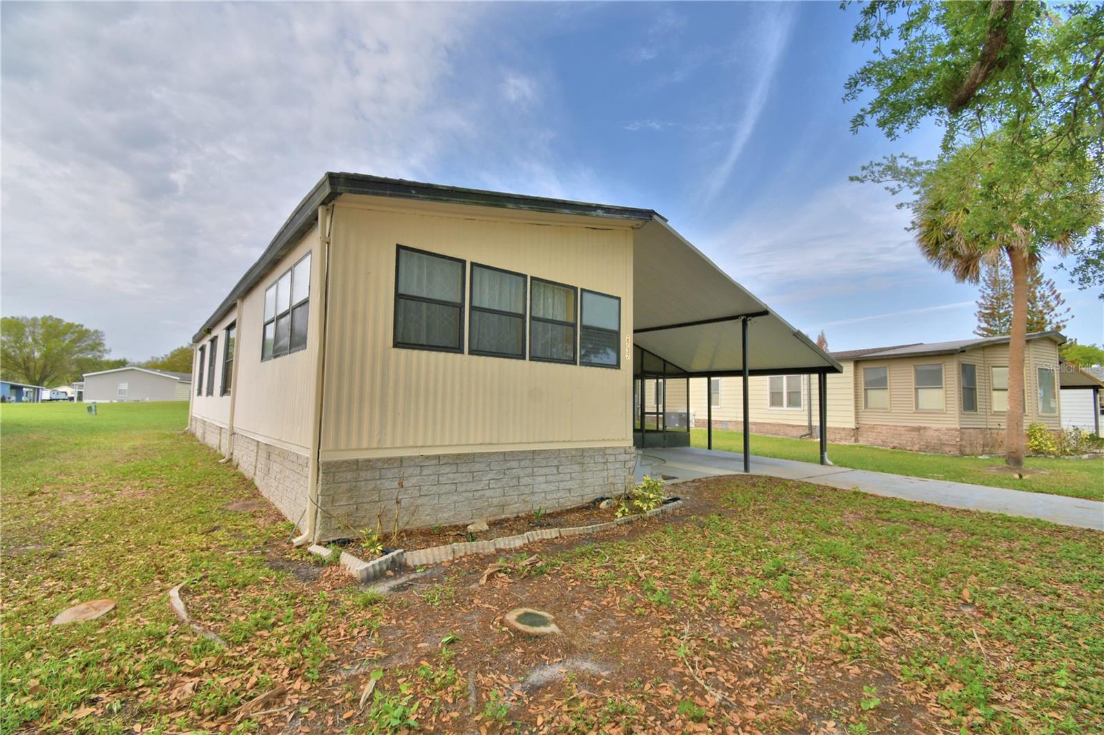 BROADMOOR - Residential