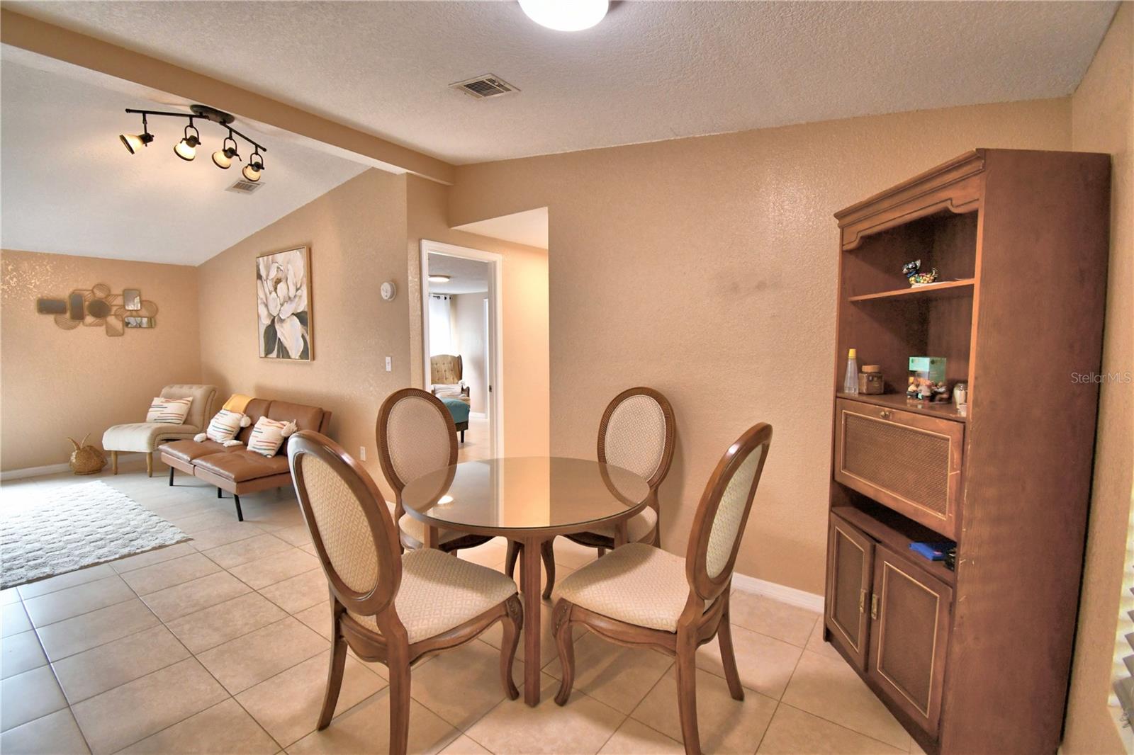 BROADMOOR - Residential