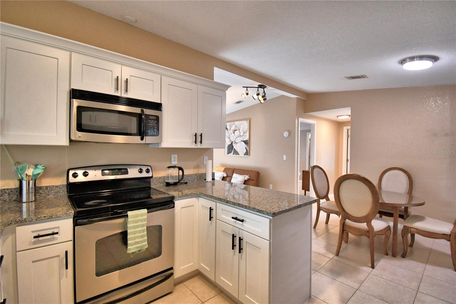 BROADMOOR - Residential