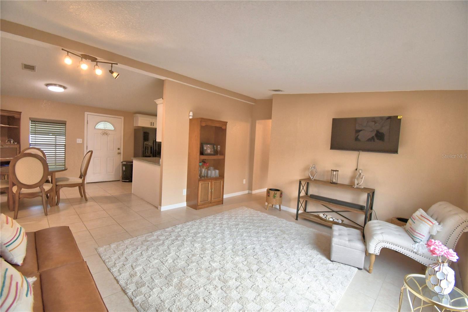 BROADMOOR - Residential