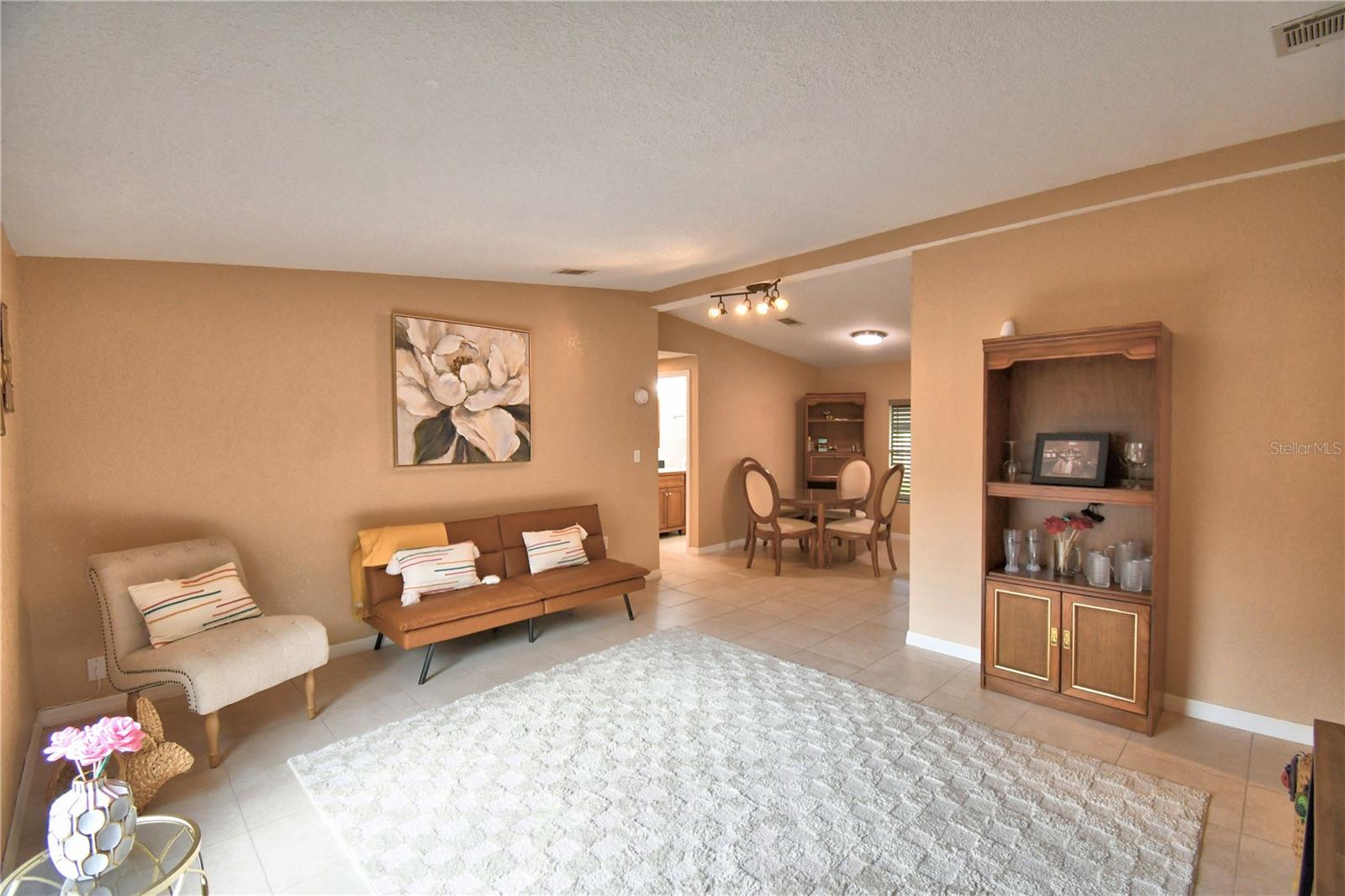 BROADMOOR - Residential