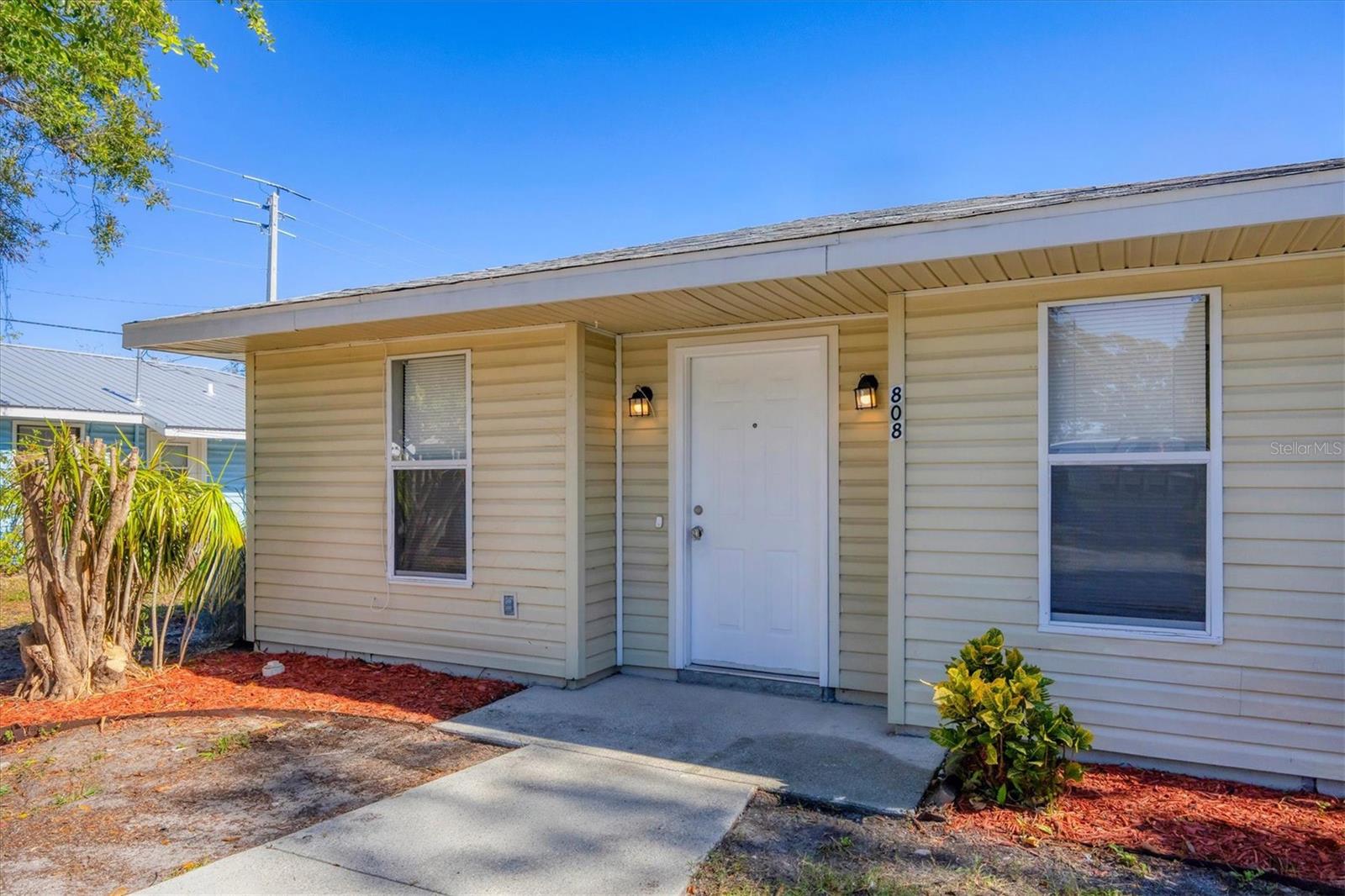 LOT B HABITAT OAKS SUB - Residential