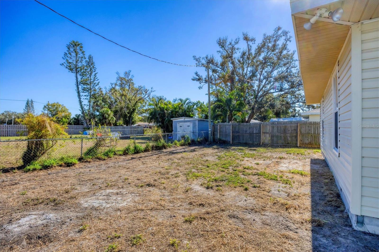 LOT B HABITAT OAKS SUB - Residential