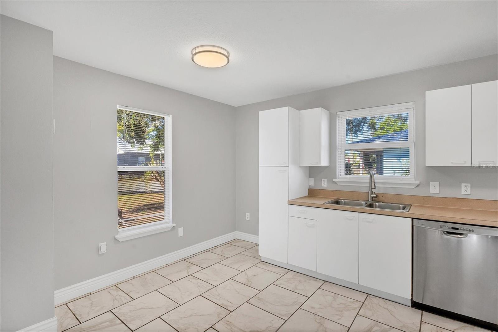 LOT B HABITAT OAKS SUB - Residential