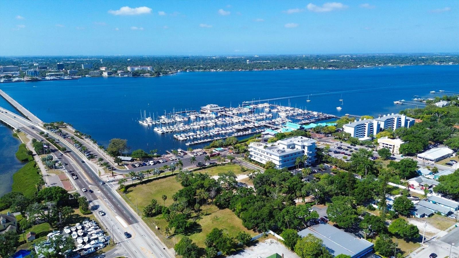 LOT B HABITAT OAKS SUB - Residential