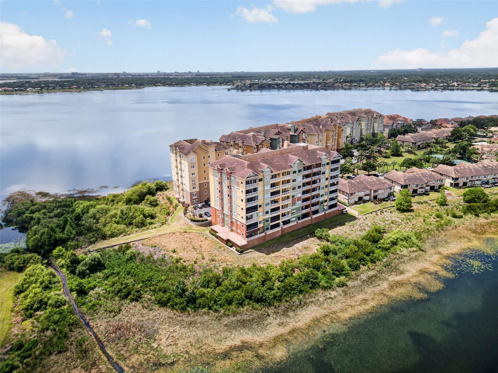 VIZCAYA HEIGHTS CONDO 7 - Residential