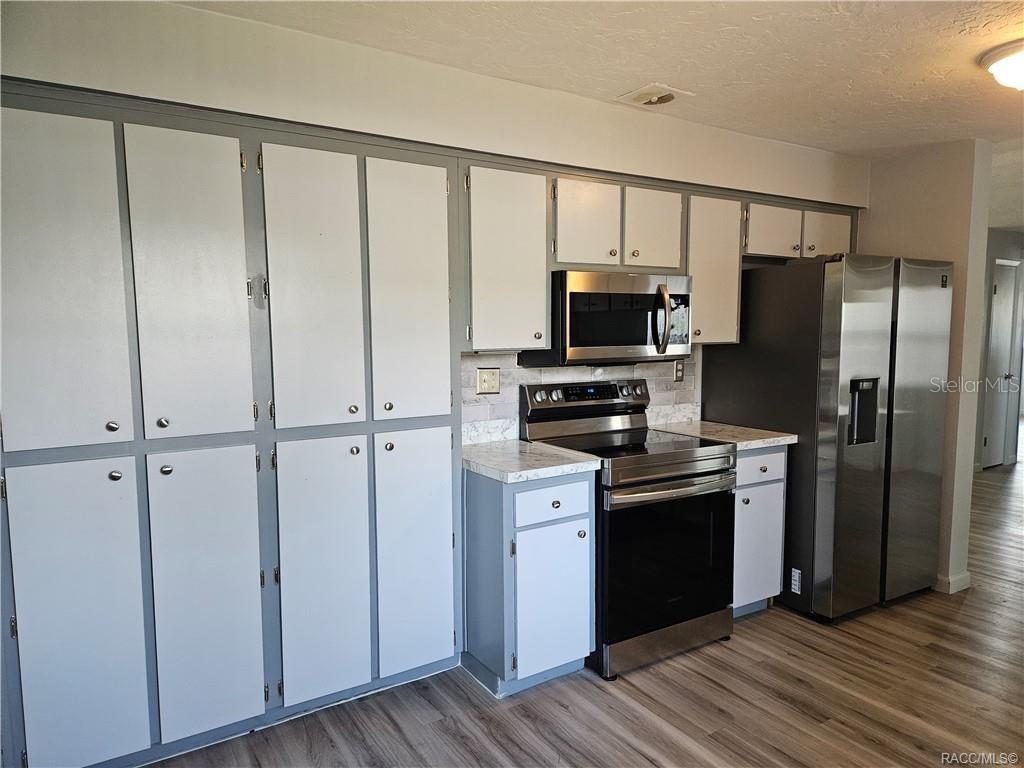 BEVERLY HILLS UNIT 06 SEC 02 - Residential