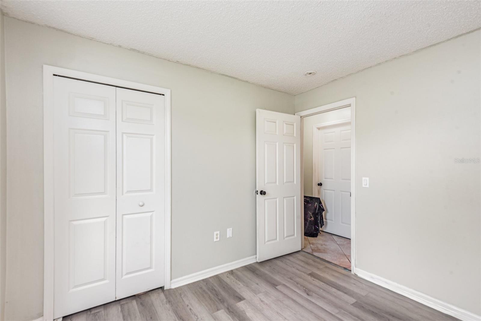 DELTONA LAKES UNIT 03 - Residential