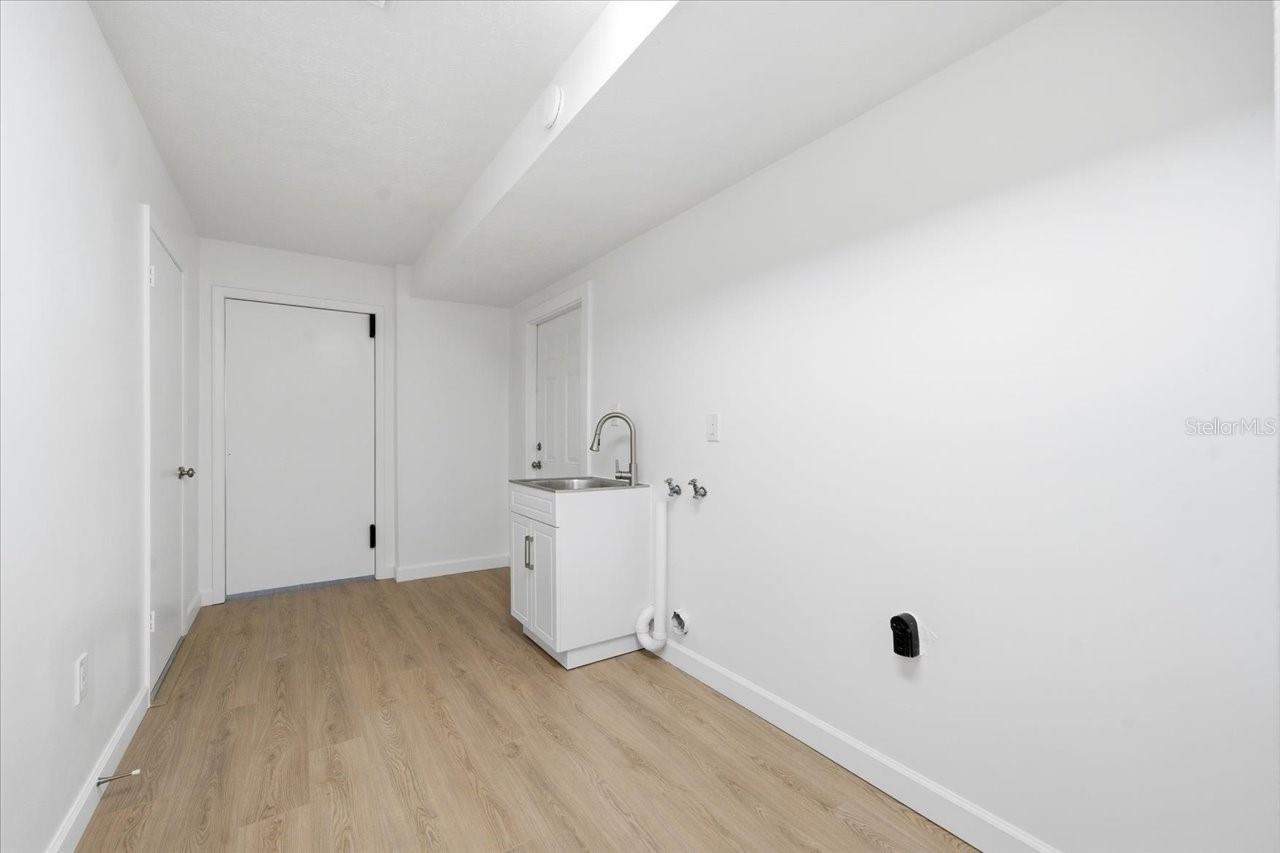 LAKE CHAPMAN SUBDIVISION - Residential