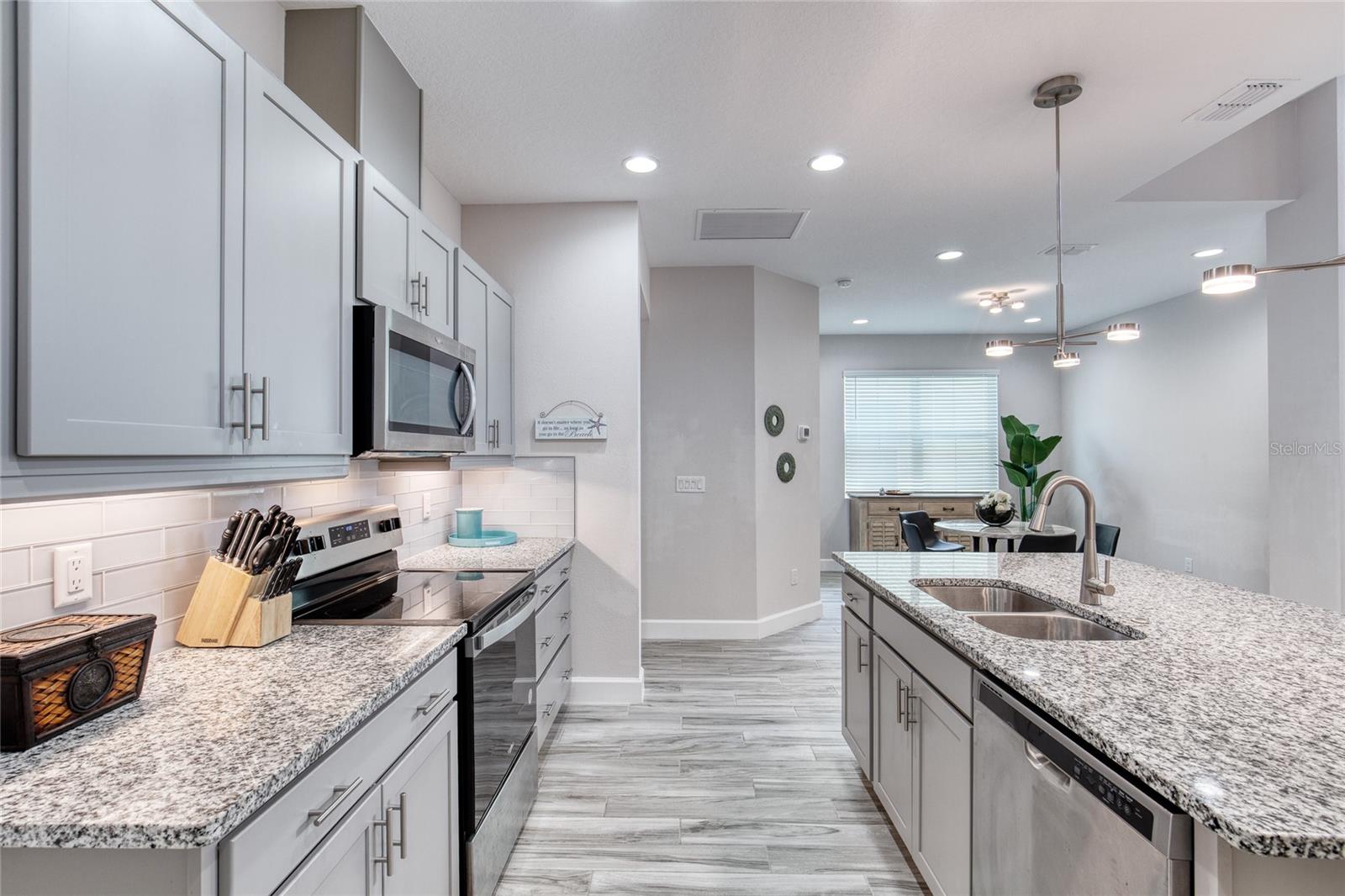 LATITUDE/DAYTONA BEACH PH 5 - Residential