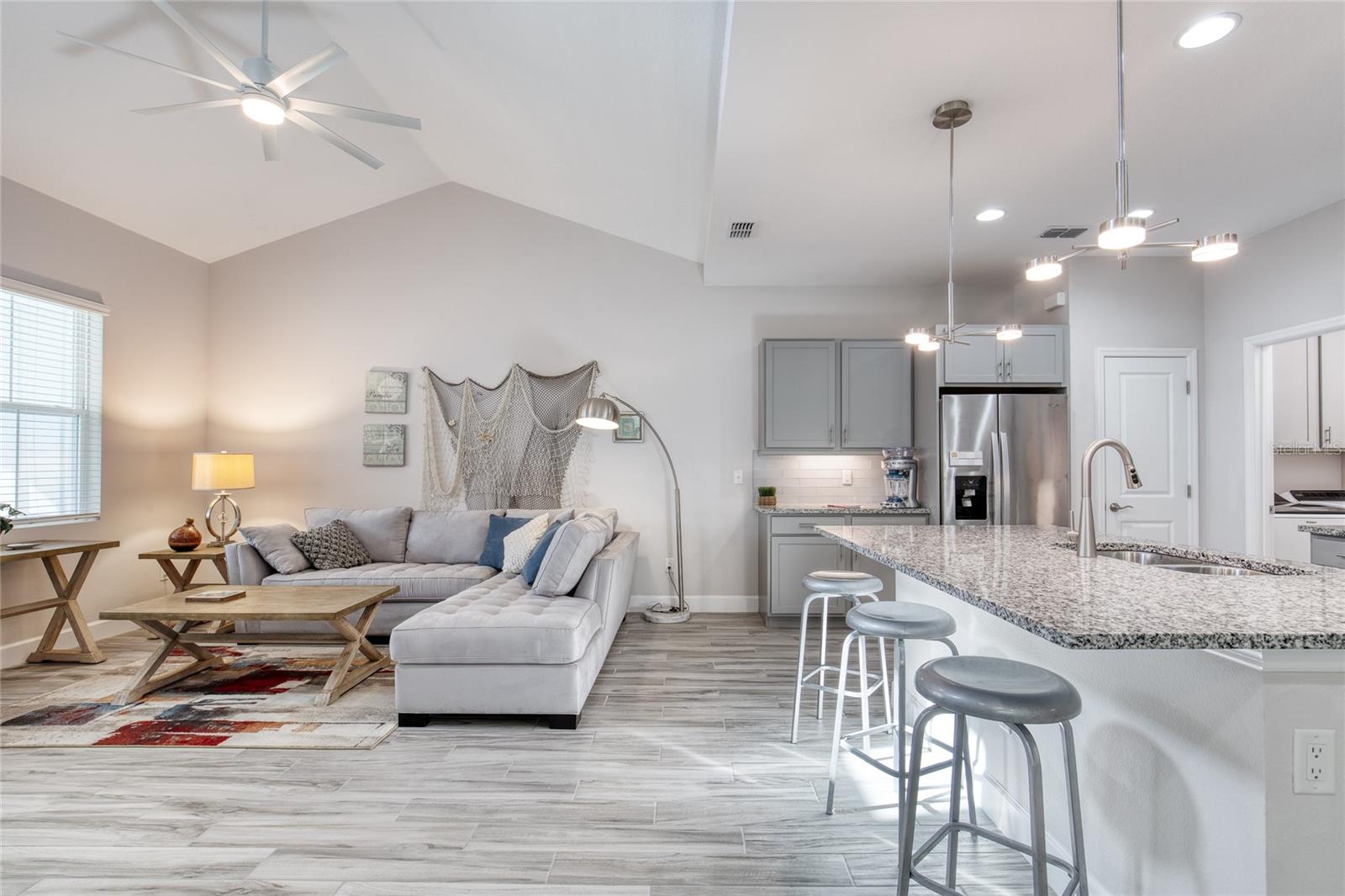 LATITUDE/DAYTONA BEACH PH 5 - Residential