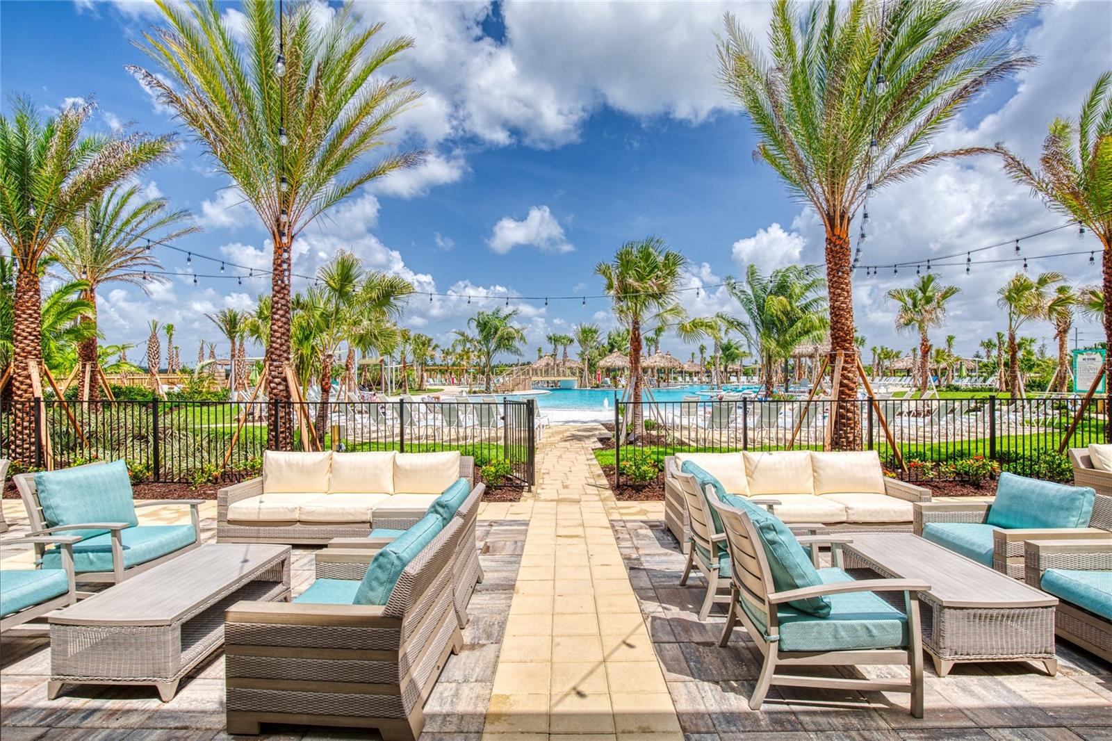 LATITUDE/DAYTONA BEACH PH 5 - Residential