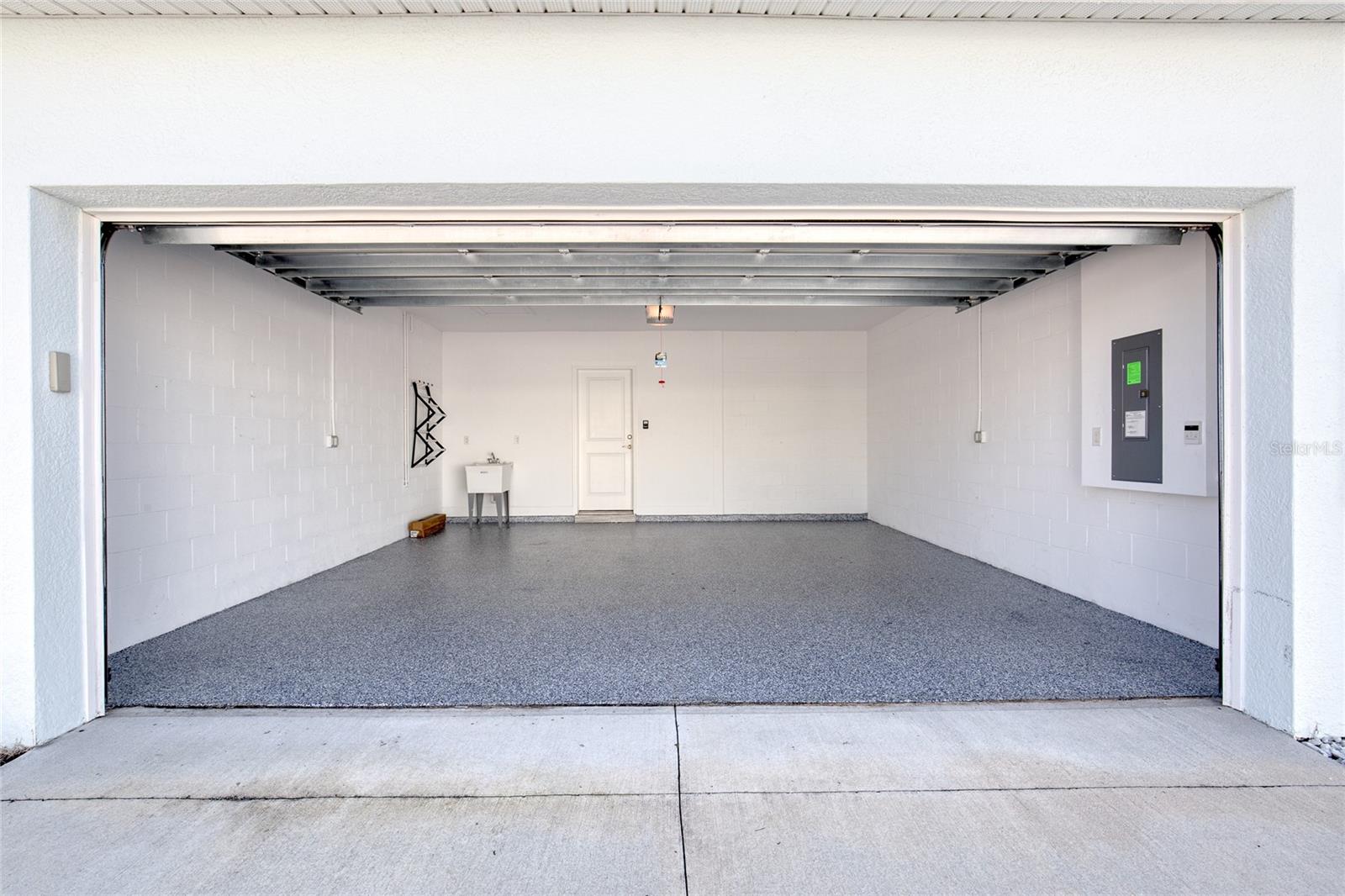 LATITUDE/DAYTONA BEACH PH 5 - Residential