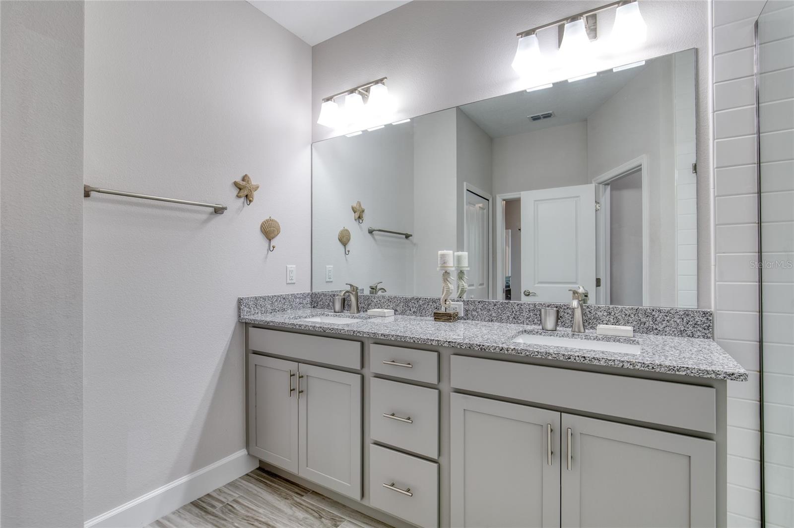 LATITUDE/DAYTONA BEACH PH 5 - Residential