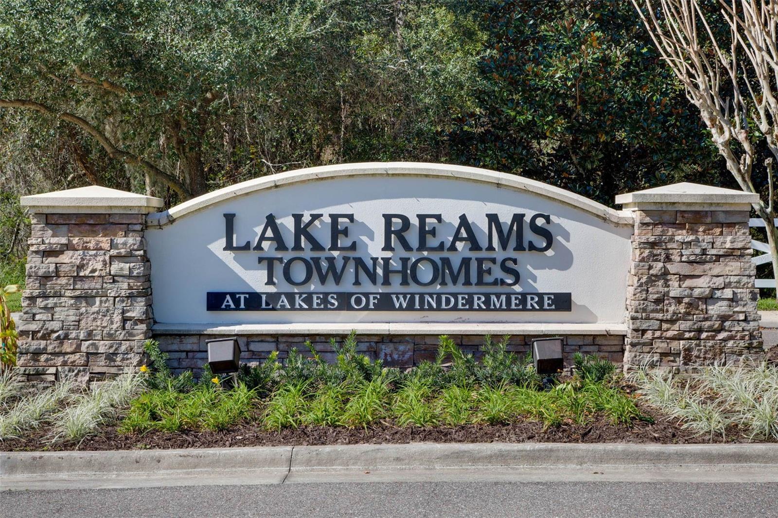 LAKE REAMS TOWNHOMES - Residential