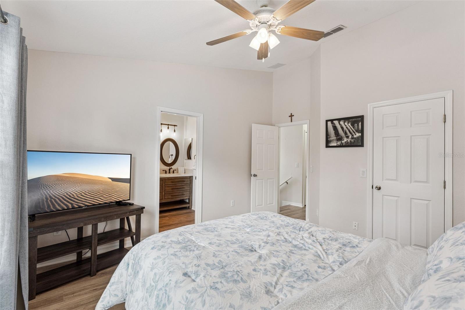 LAKE REAMS TOWNHOMES - Residential