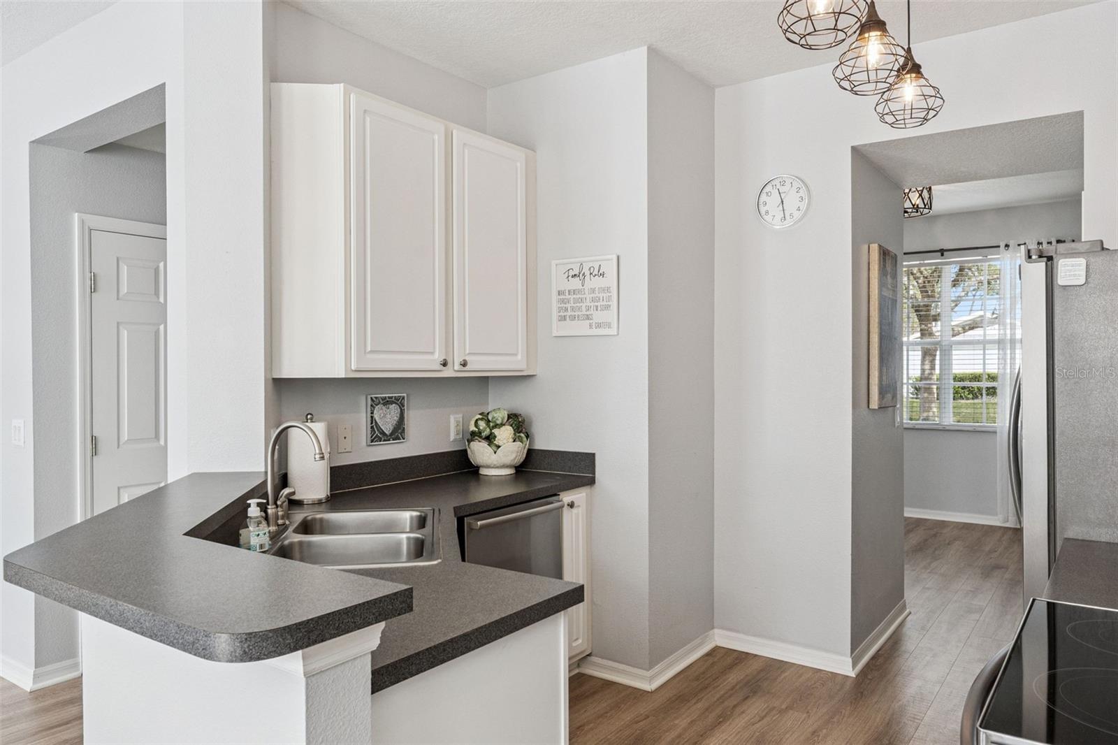 LAKE REAMS TOWNHOMES - Residential