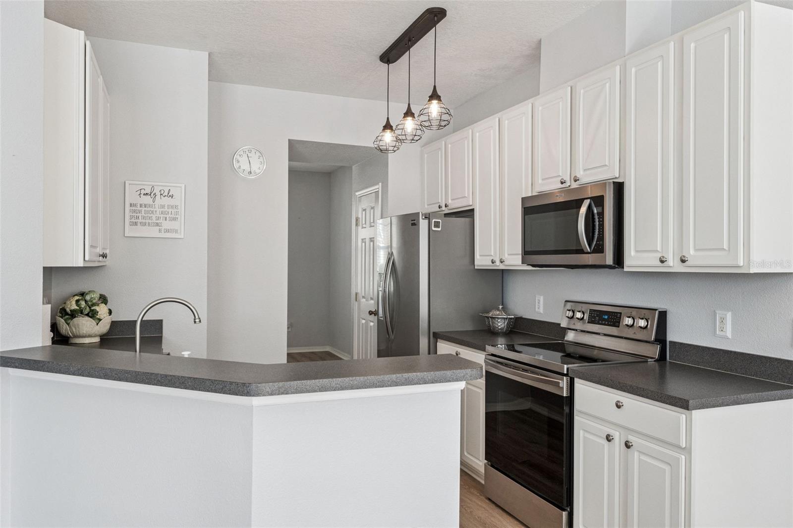 LAKE REAMS TOWNHOMES - Residential