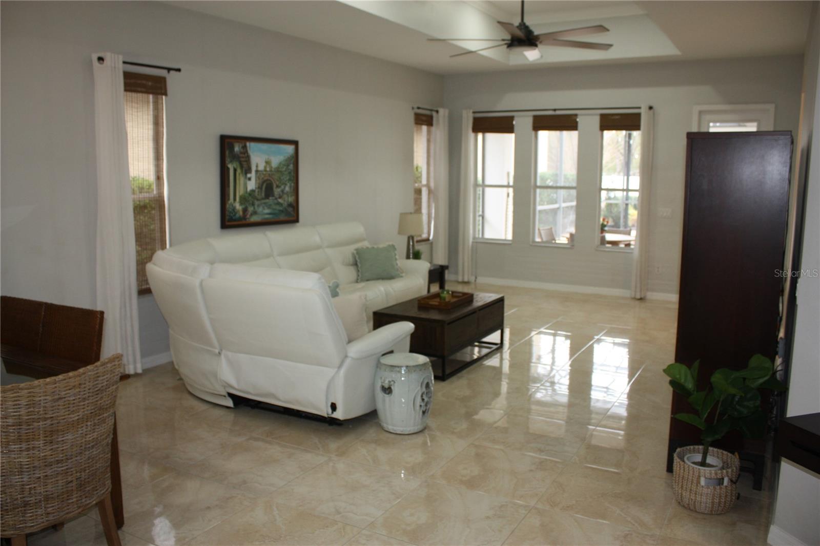 AVERY PARK - Residential