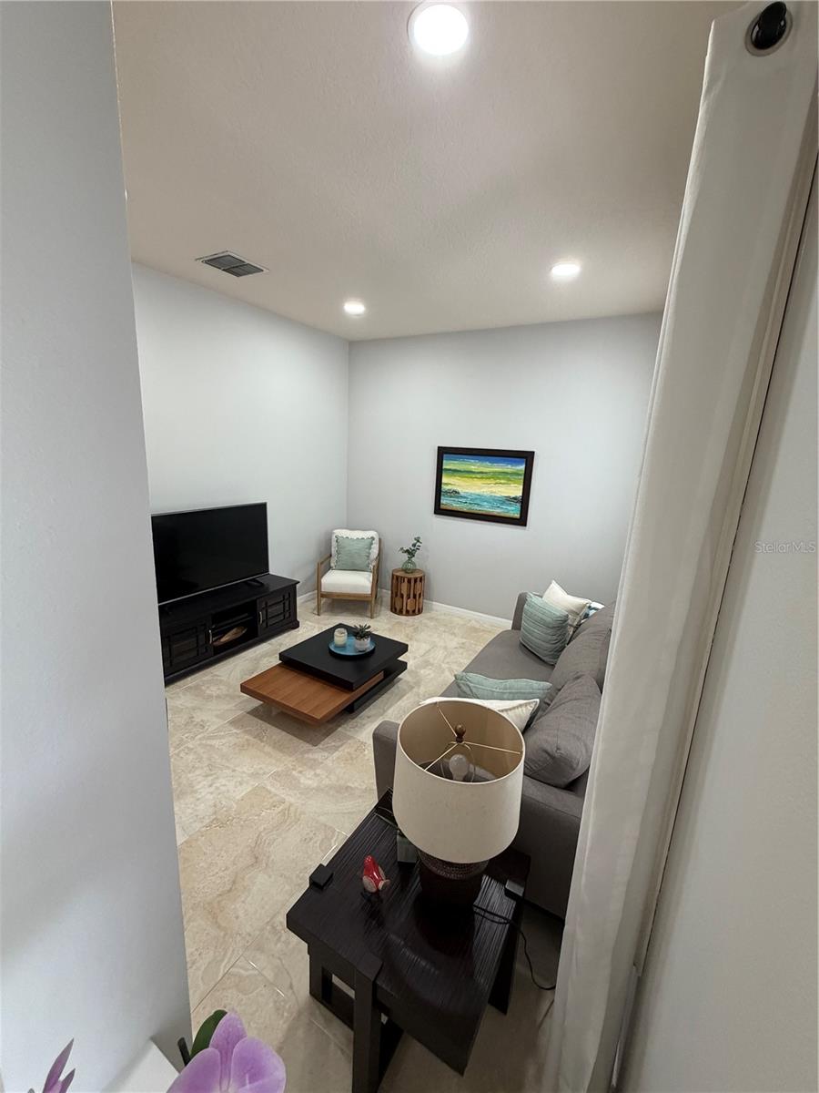 AVERY PARK - Residential