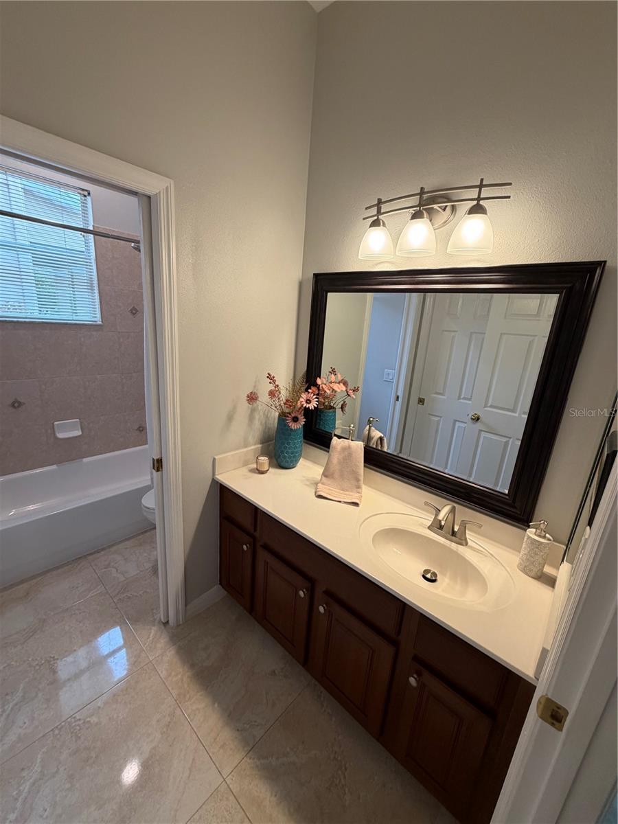 AVERY PARK - Residential