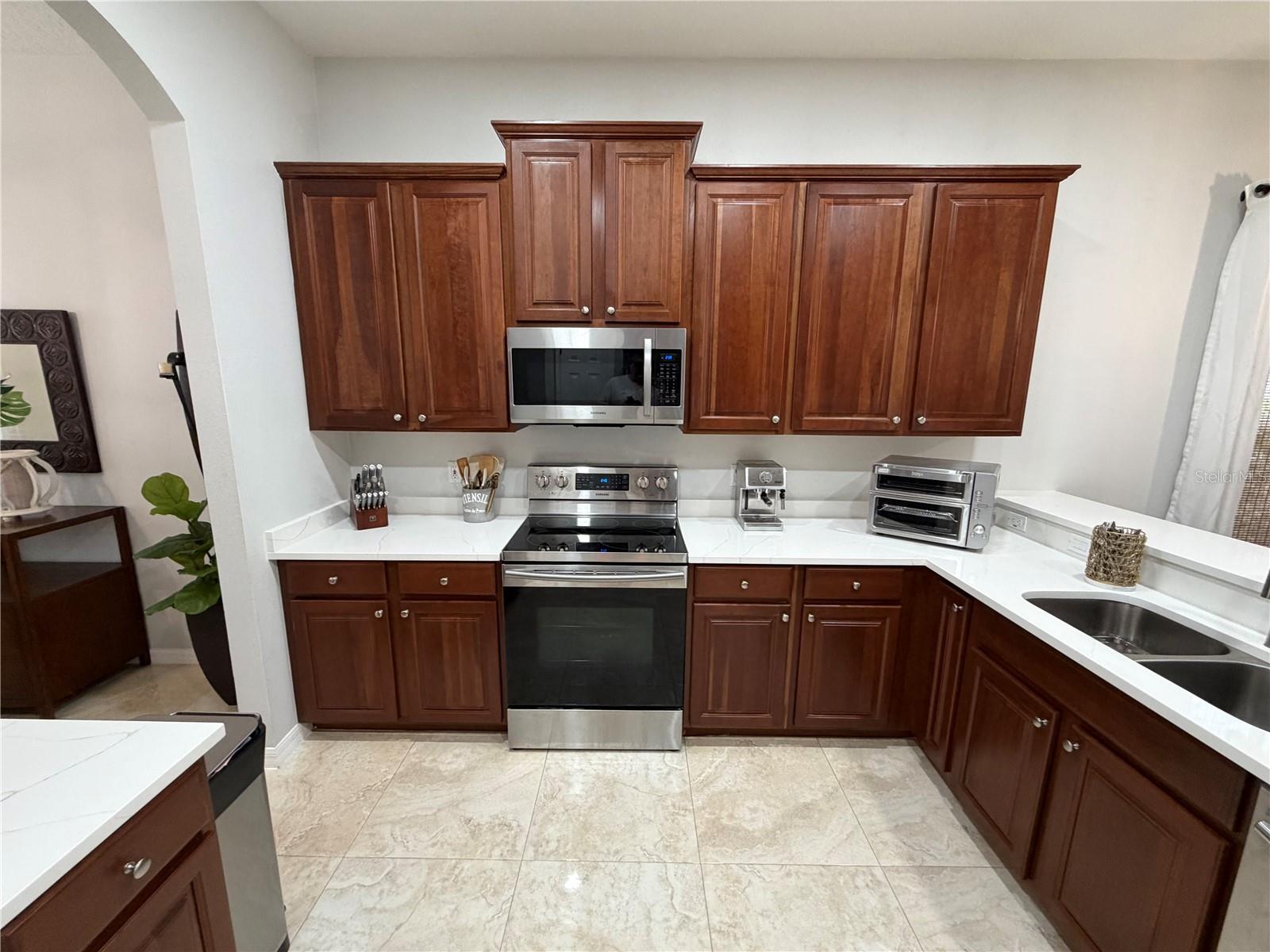 AVERY PARK - Residential