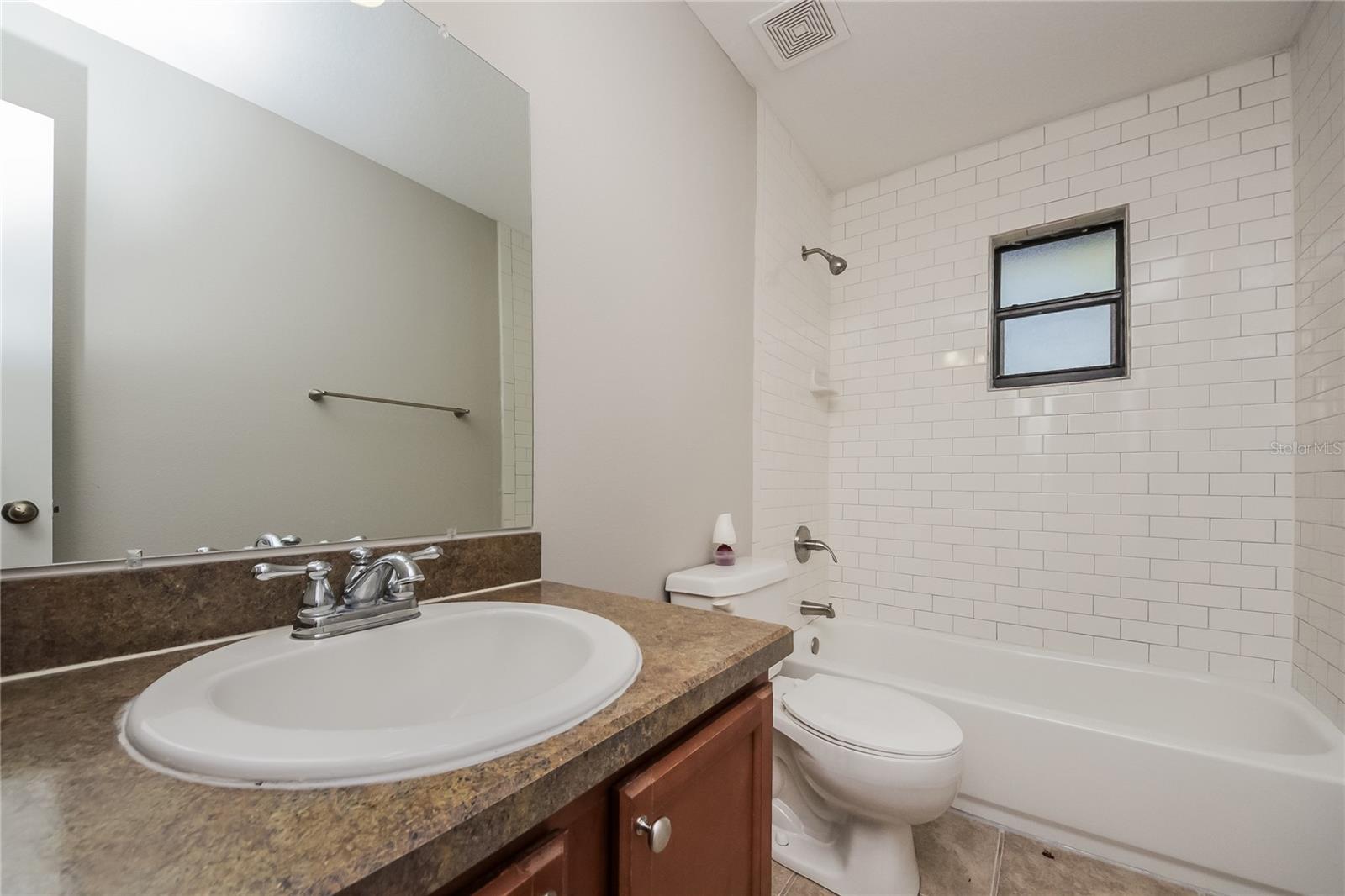 AZALEA PARK SEC 29 - Residential Lease