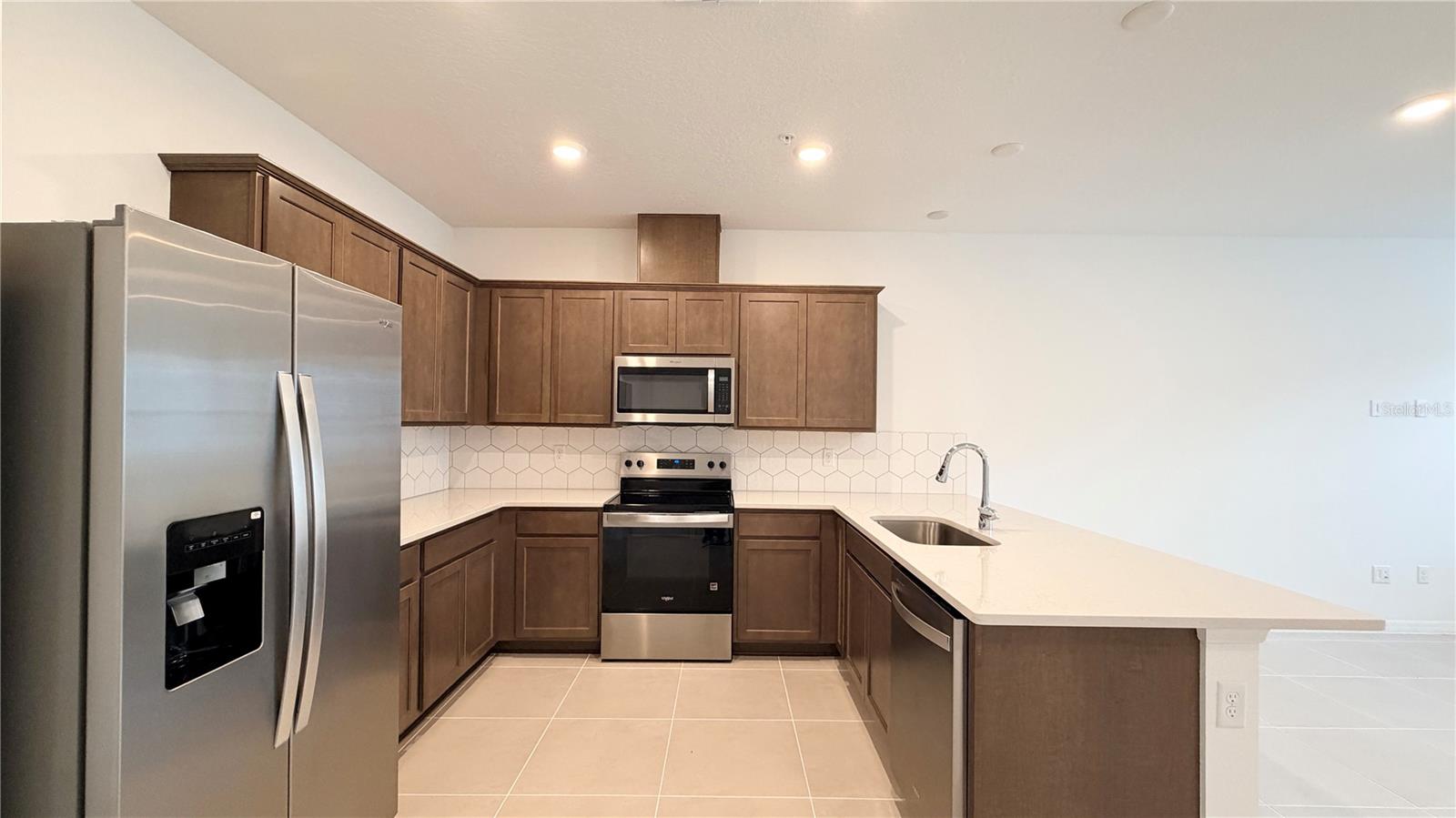 PARKSIDE TRAILS - Residential Lease