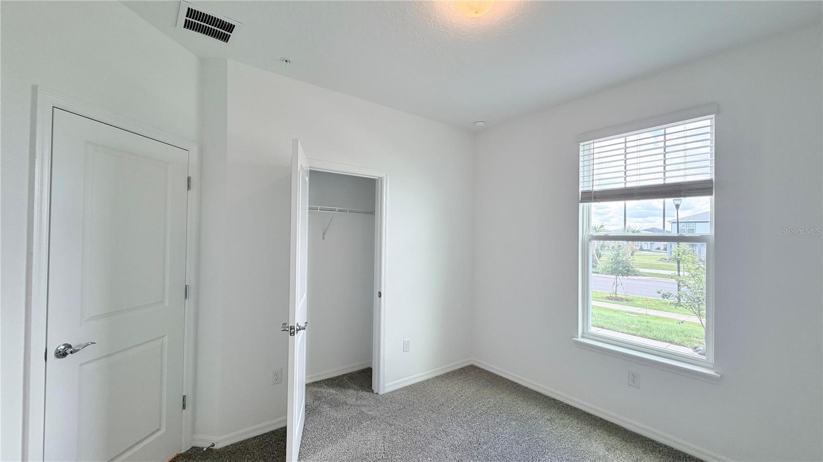 PARKSIDE TRAILS - Residential Lease