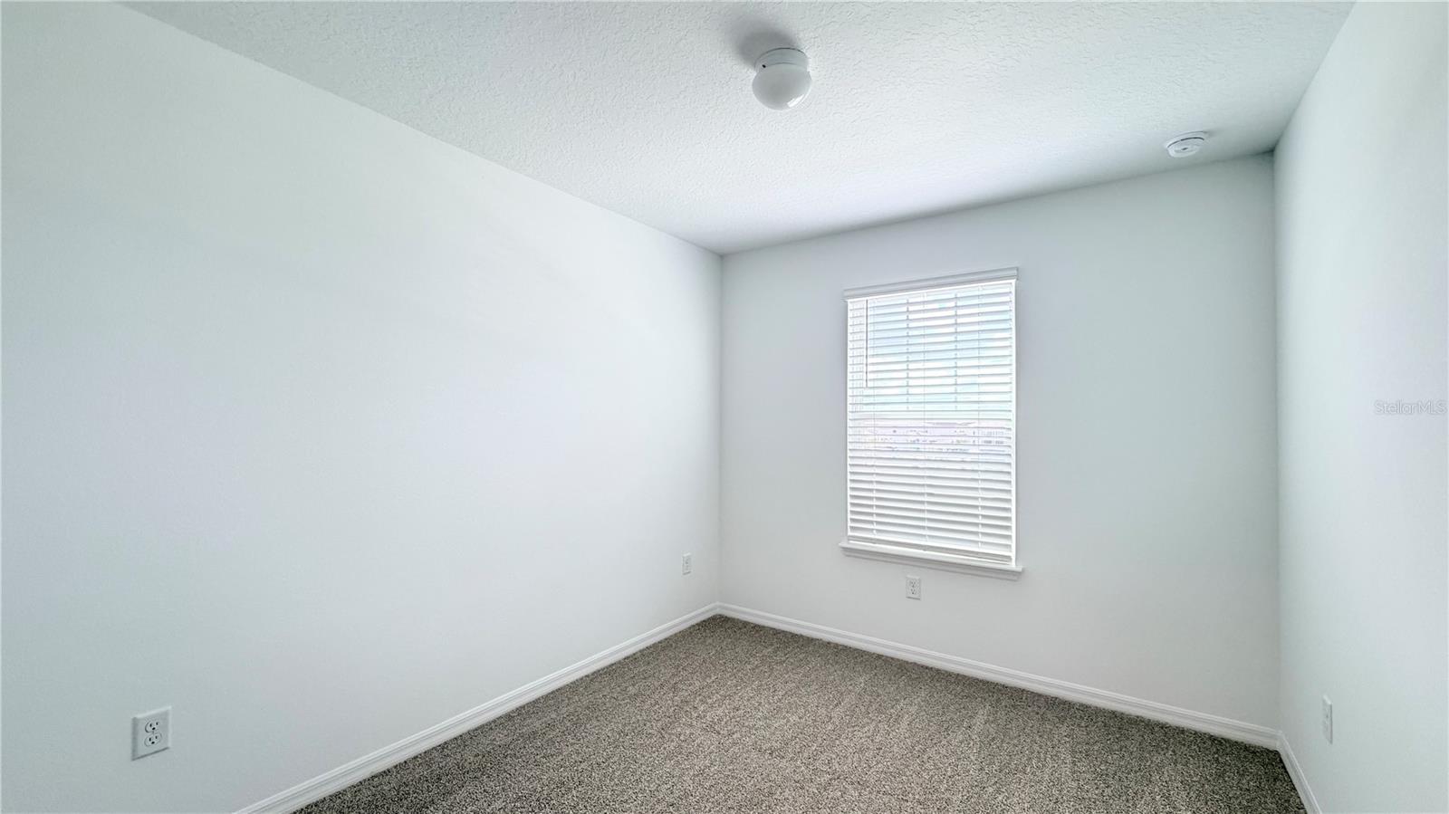 PARKSIDE TRAILS - Residential Lease
