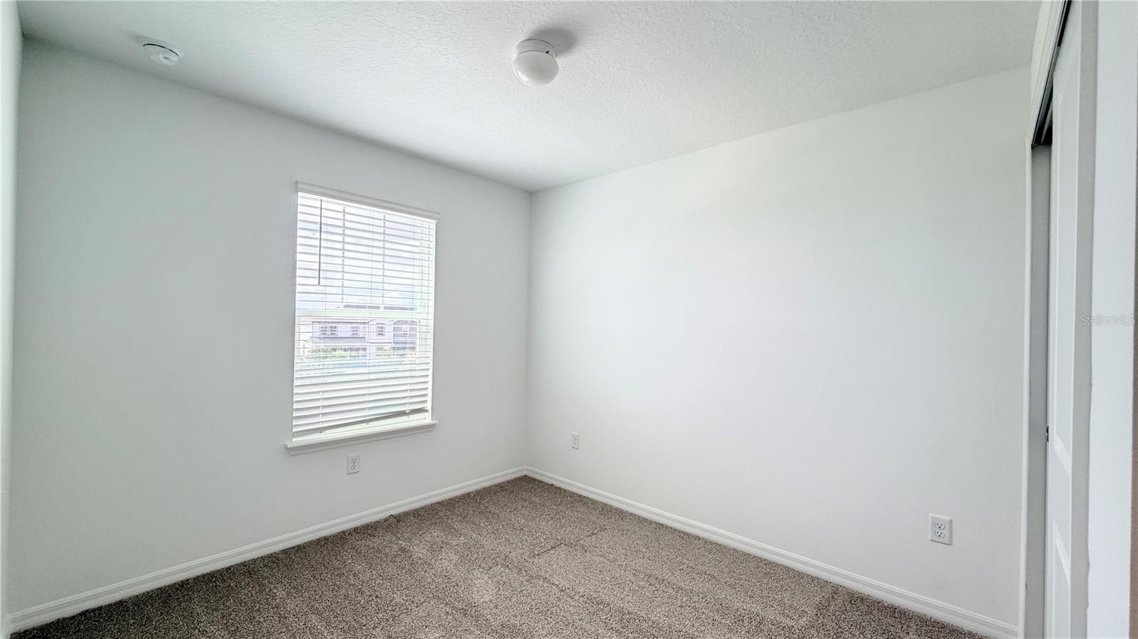 PARKSIDE TRAILS - Residential Lease