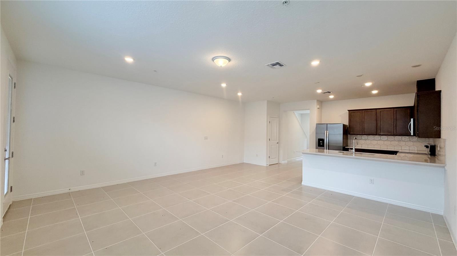 PARKSIDE TRAILS - Residential Lease