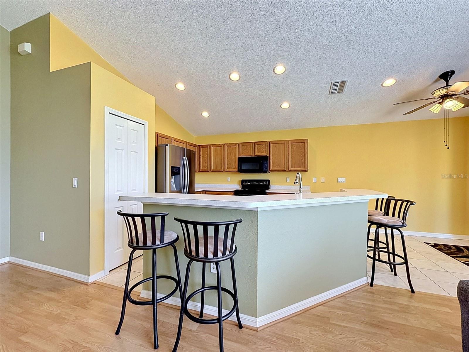 KEY VISTA PH 2 - Residential