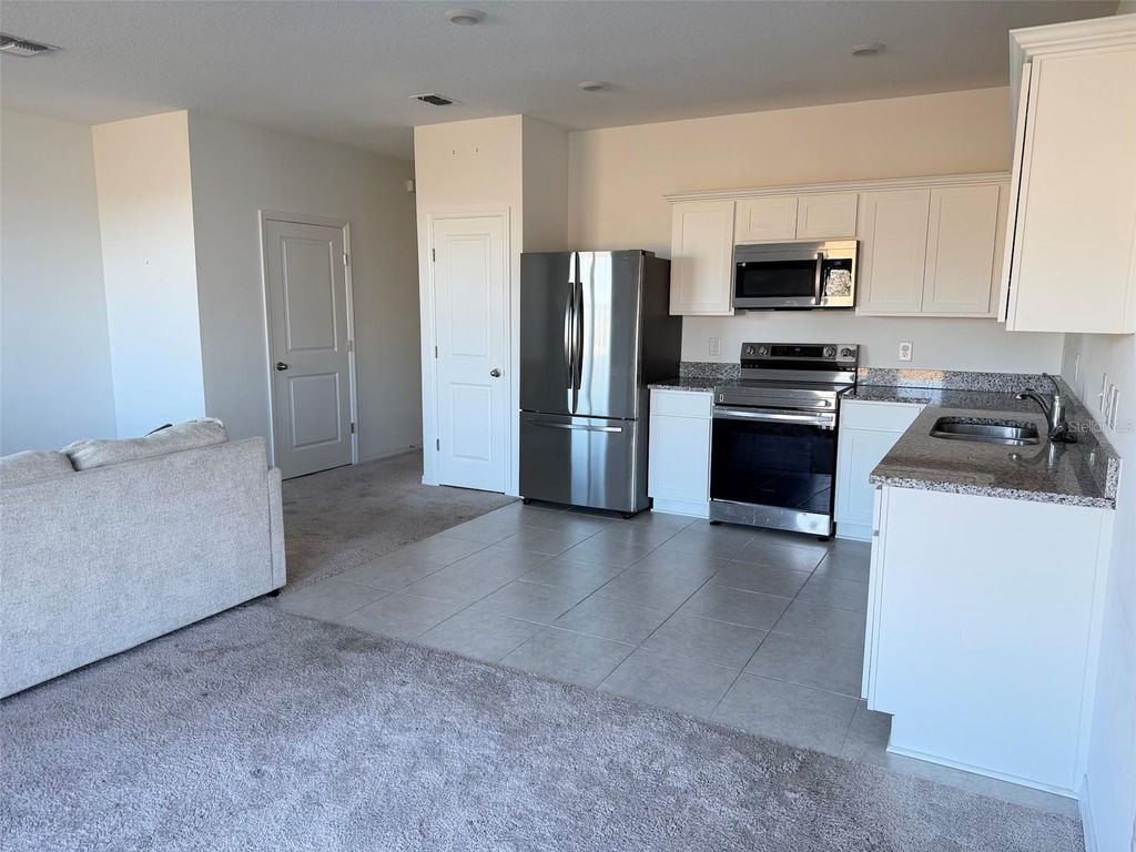 Photo of 253 Mandovi Street, Davenport, FL 33837 (MLS # S5142652)