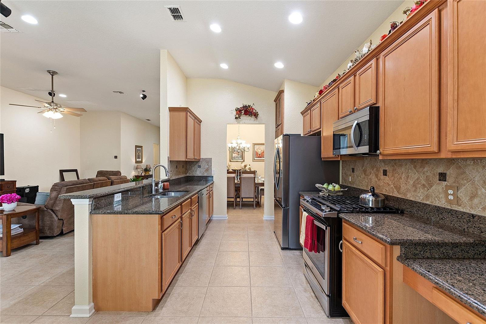 DEL WEBB ORLANDO RIDGEWOOD LAKES VILLAGES 3B & 3C - Residential