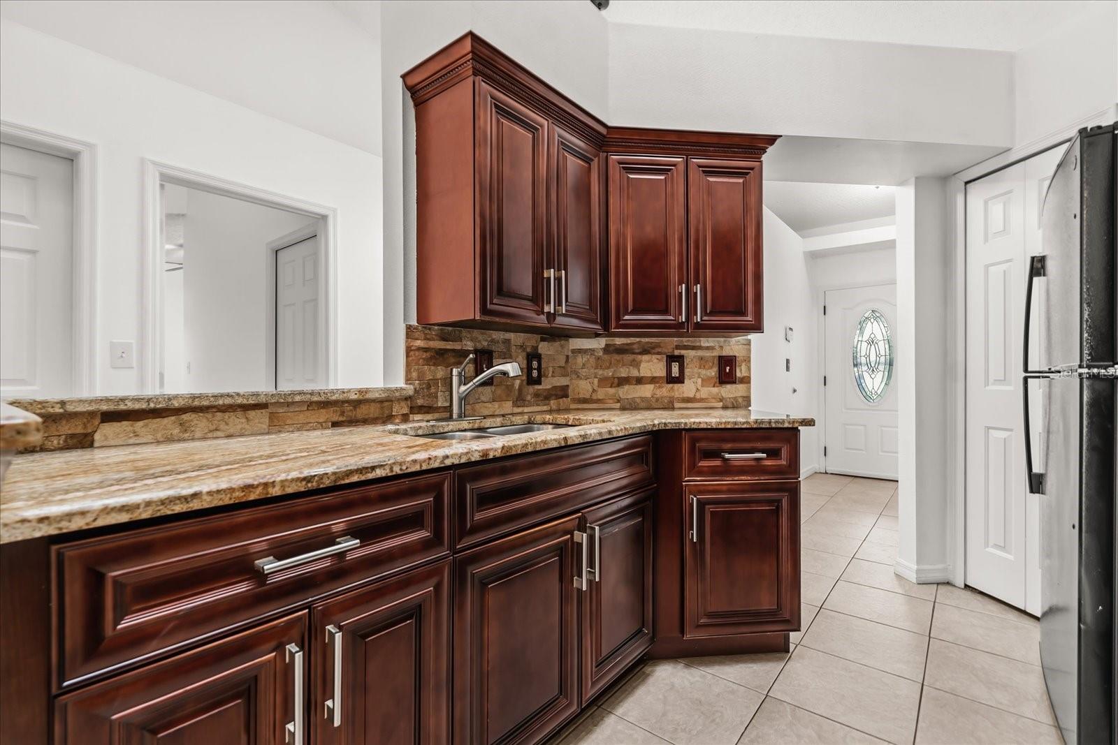 WINDSOR OAKS - Residential