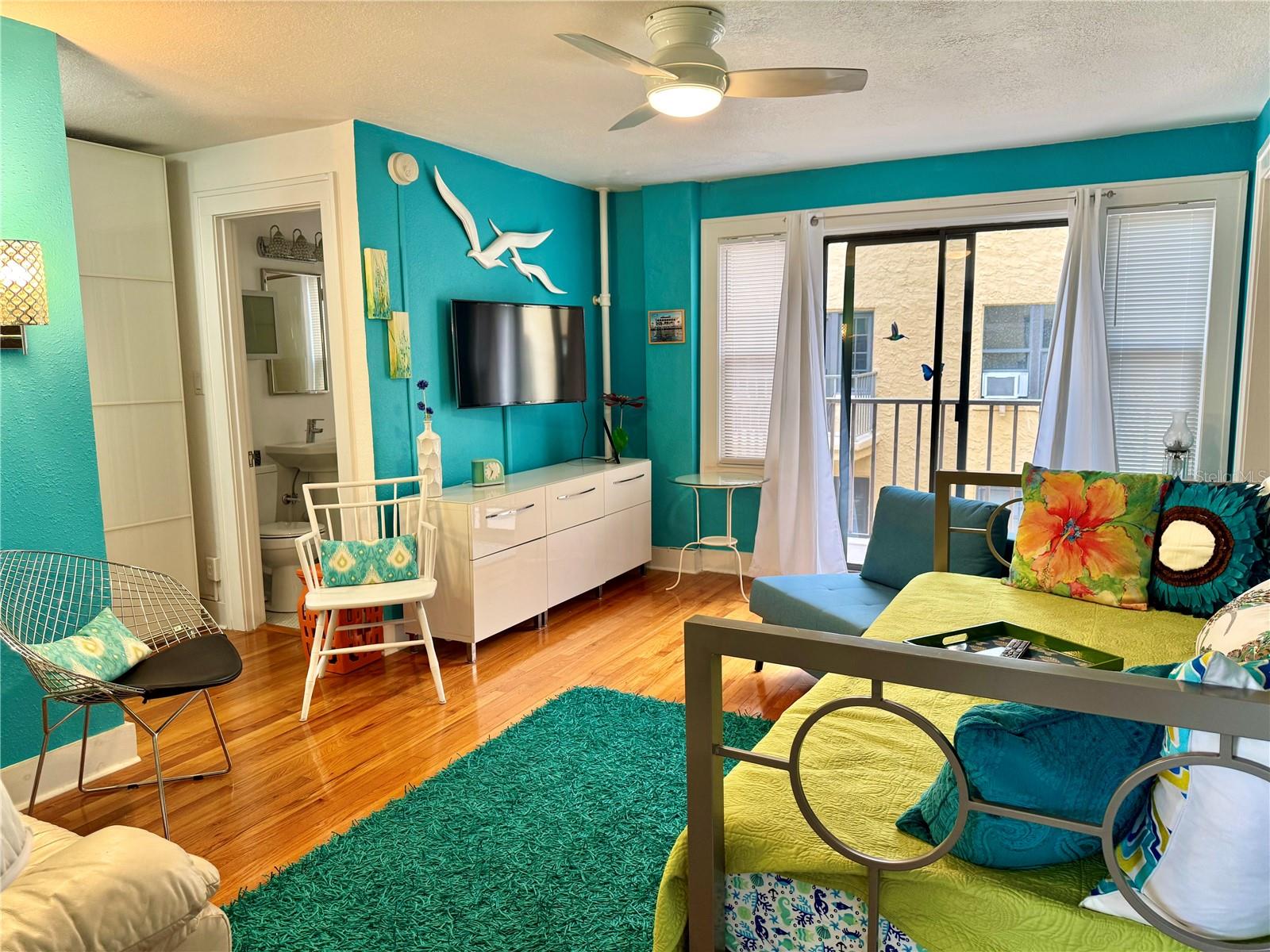 130 4TH AVENUE N 608