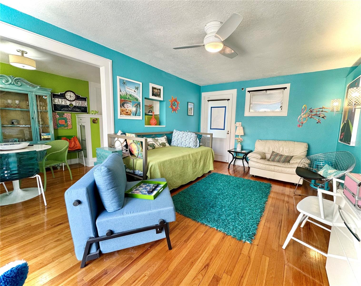 130 4TH AVENUE N 608