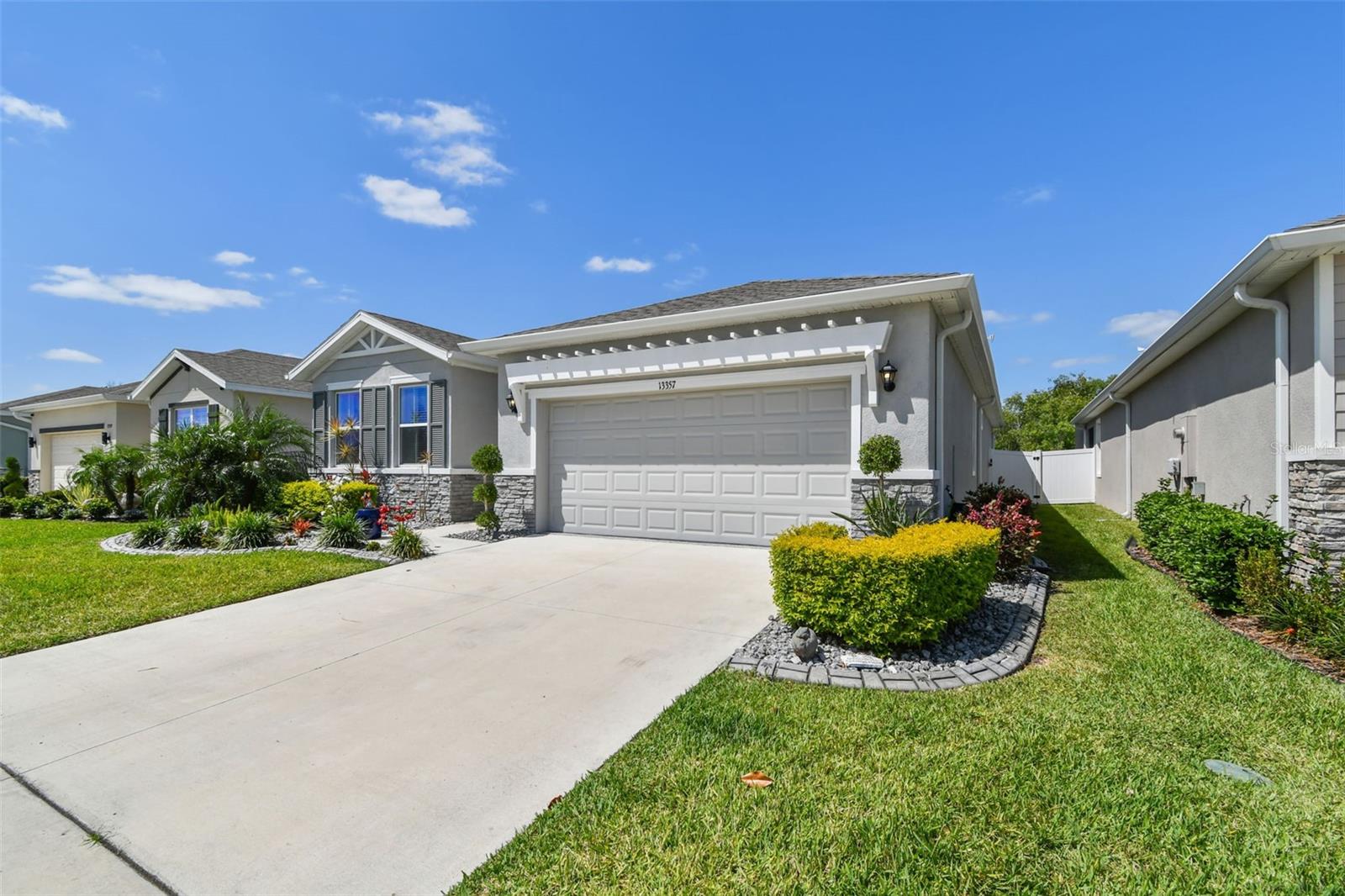 13357 WATERLEAF GARDEN CIRCLE