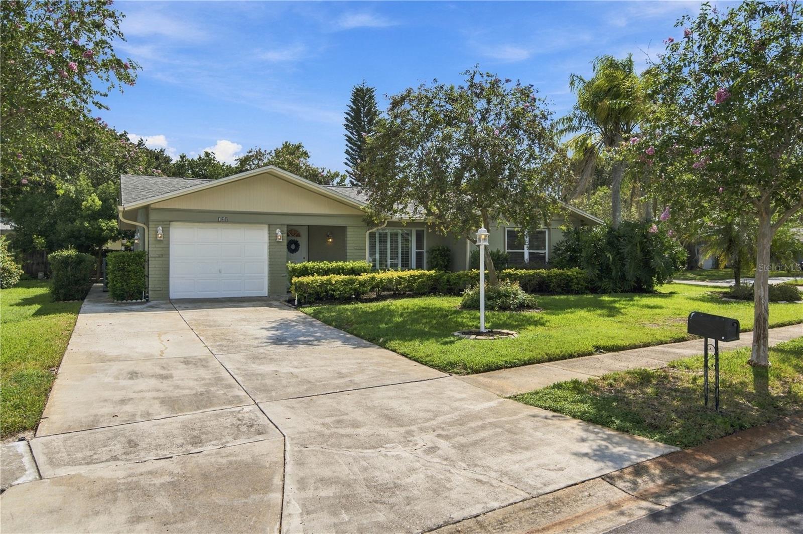 705 LEEWARD WAY