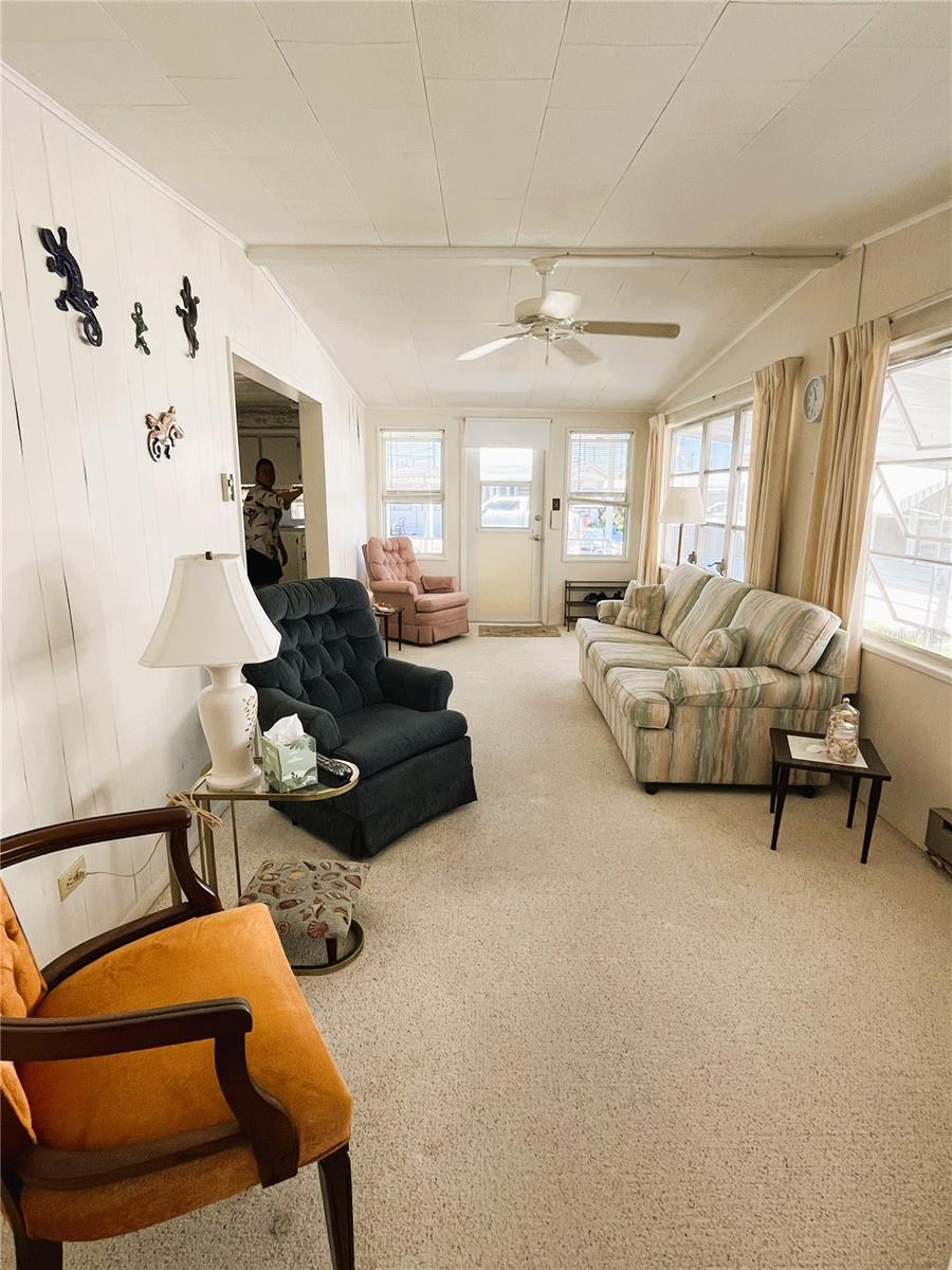 1805 PENNSYLVANIA AVENUE