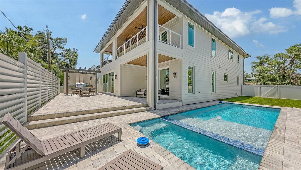 Photo of 2596 Floyd Street, Sarasota, FL 34239 (MLS # A4656879)