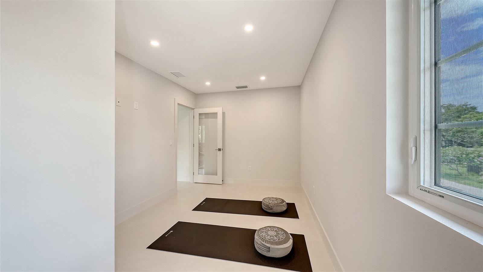 RUSTIC LODGE - Residential